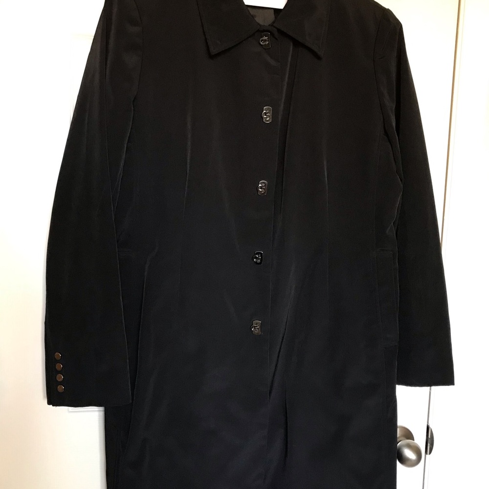 Anne Klein black raincoat, size Large